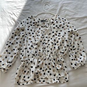 Elastic waist peplum top with balloon sleeve